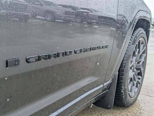 2023 Jeep Grand Cherokee L Summit Reserve