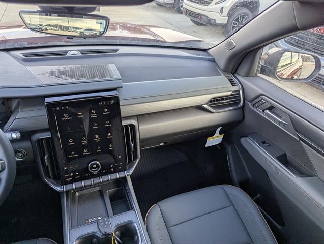 2026 GMC Acadia AWD AT4