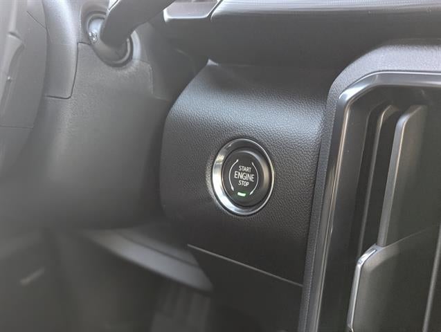 2026 GMC Acadia AWD AT4