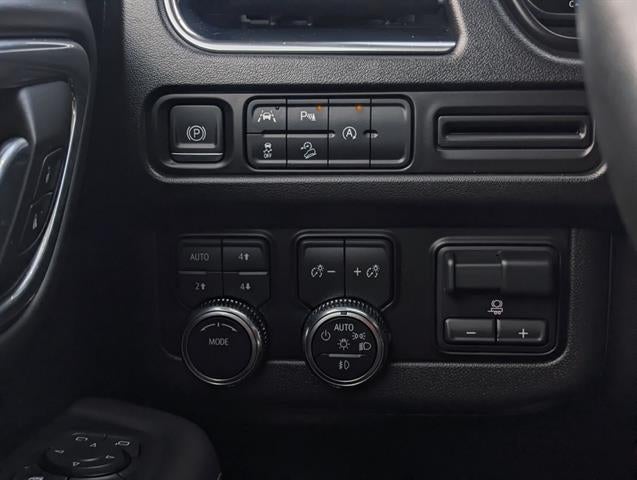 2023 GMC Yukon XL AT4