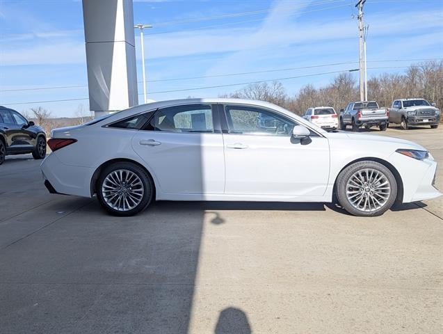 2022 Toyota Avalon Limited