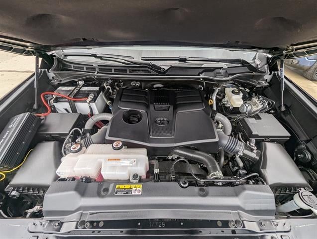 2024 Toyota Tundra 4WD SR5