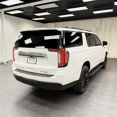 2023 GMC Yukon XL AT4