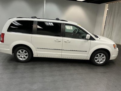 2010 Chrysler Town & Country Touring Plus