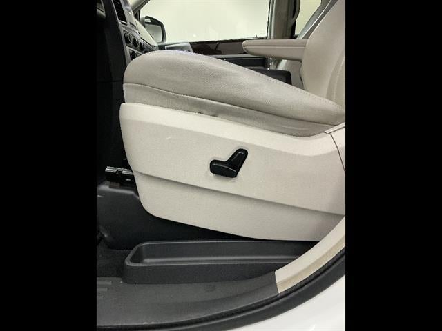 2010 Chrysler Town & Country Touring Plus