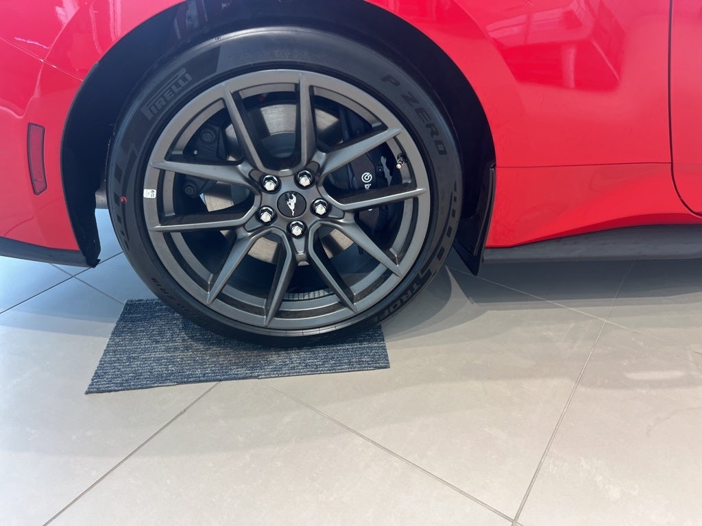 2025 Ford Mustang Dark Horse