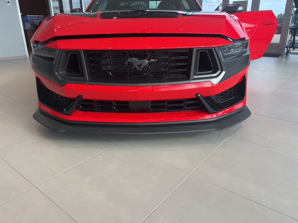 2025 Ford Mustang Dark Horse