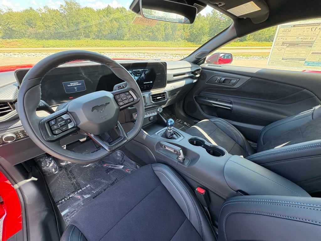 2025 Ford Mustang Dark Horse