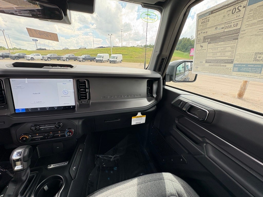 2025 Ford Bronco Base