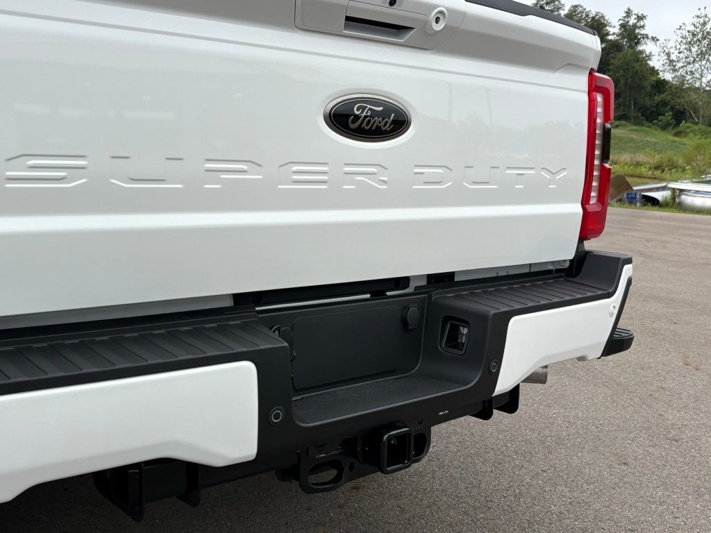 2026 Ford F-350SD Lariat Black Appearance Package