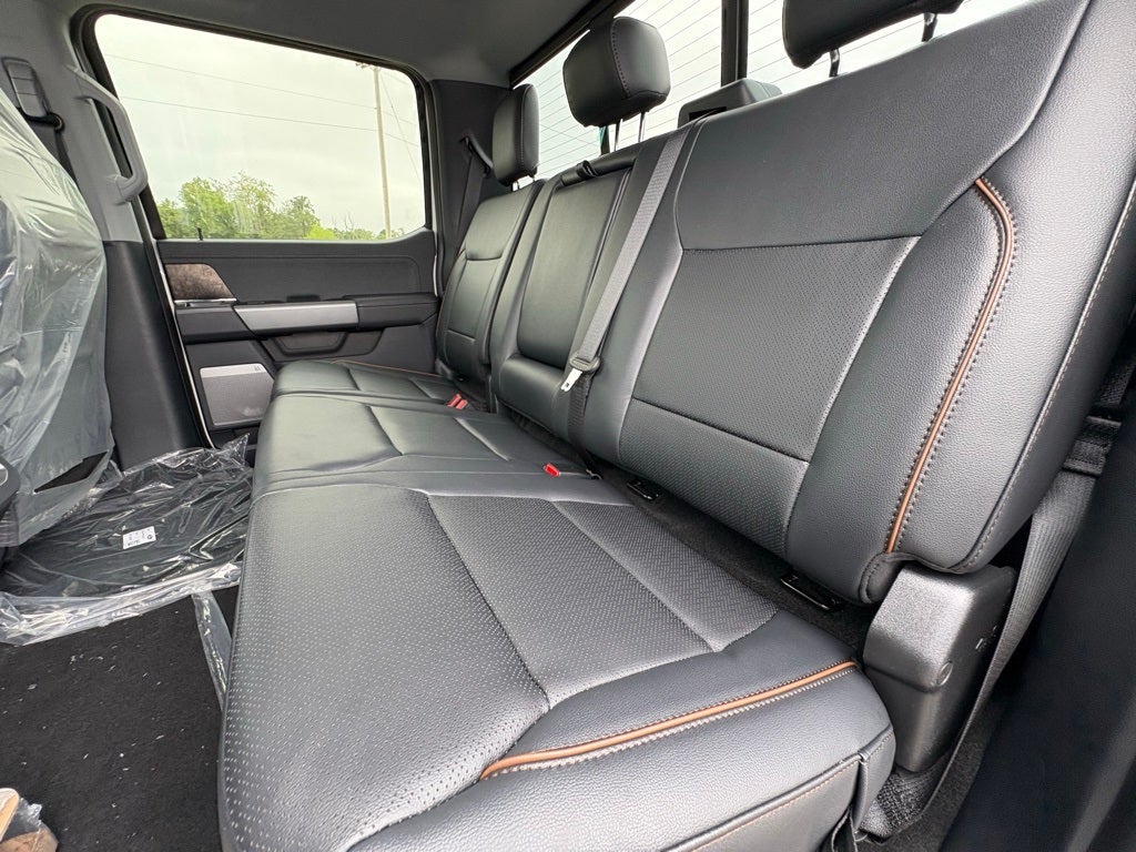 2026 Ford F-350SD Lariat Black Appearance Package