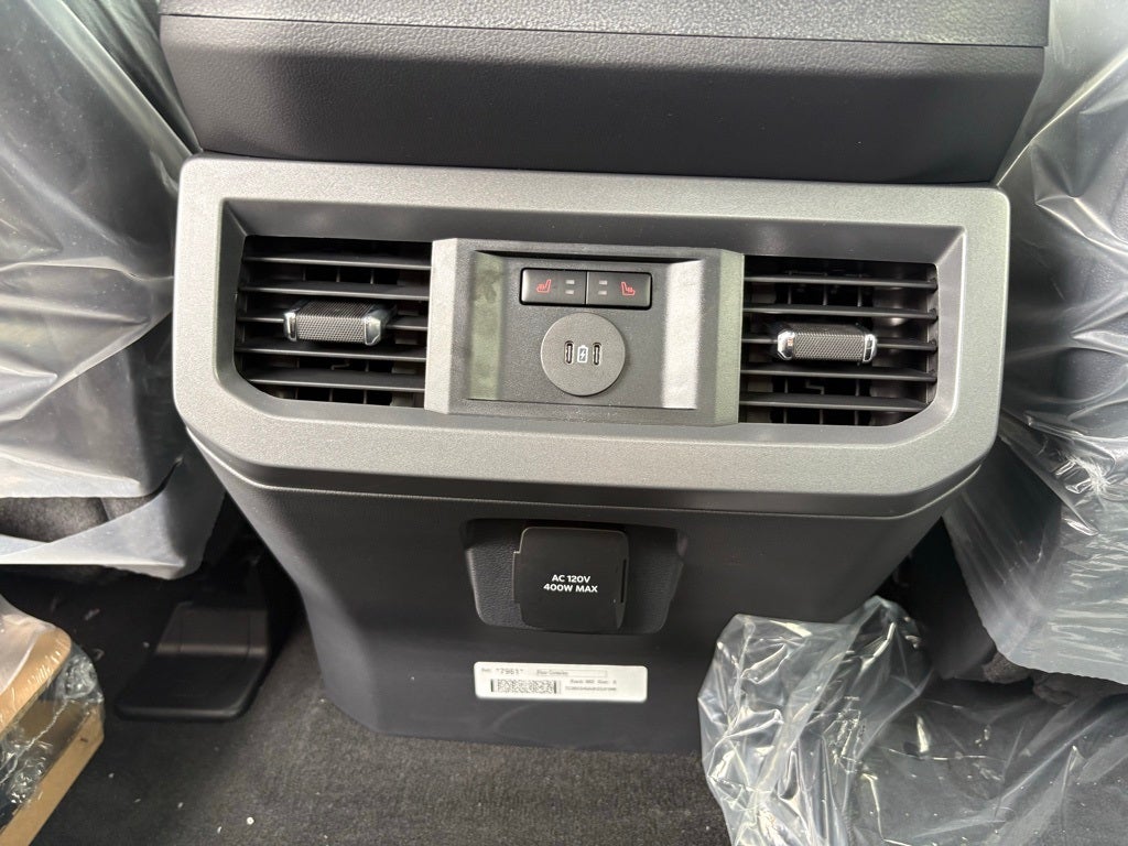 2026 Ford F-350SD Lariat Black Appearance Package