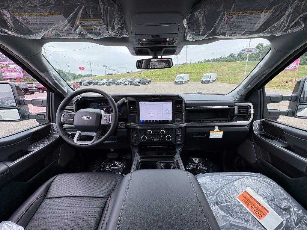 2026 Ford F-350SD Lariat Black Appearance Package