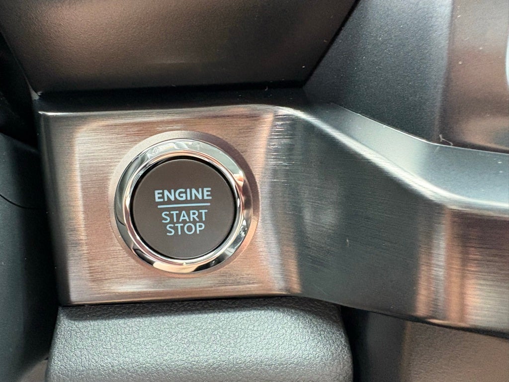 2026 Ford F-350SD Lariat Black Appearance Package