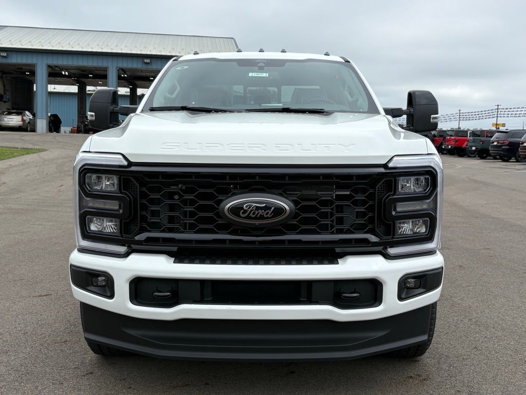 2026 Ford F-350SD Lariat Black Appearance Package