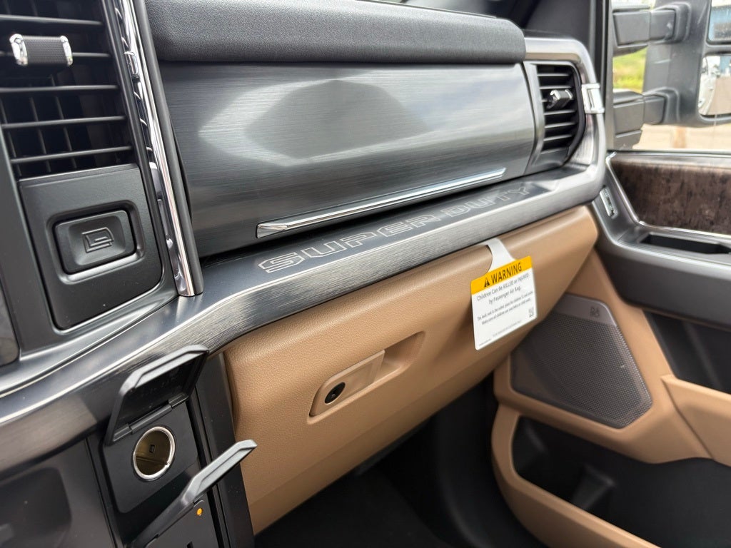 2026 Ford F-350SD Lariat