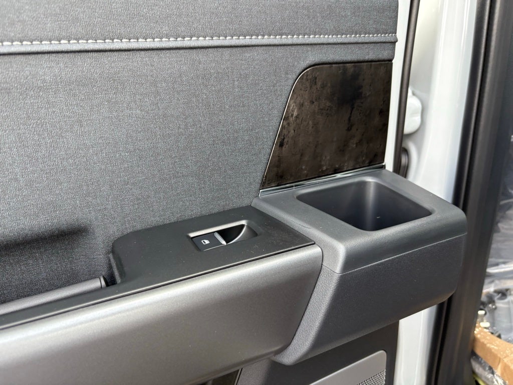 2026 Ford F-350SD Lariat Tremor Black Package