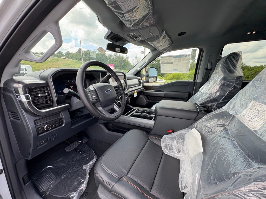 2026 Ford F-350SD Lariat Tremor Black Package