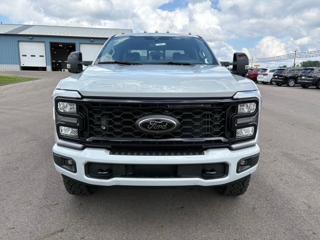 2026 Ford F-350SD Lariat Tremor Black Package