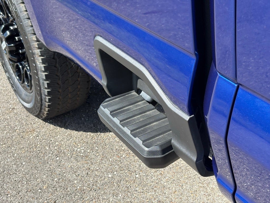 2026 Ford F-350SD XLT Black Appearance Package