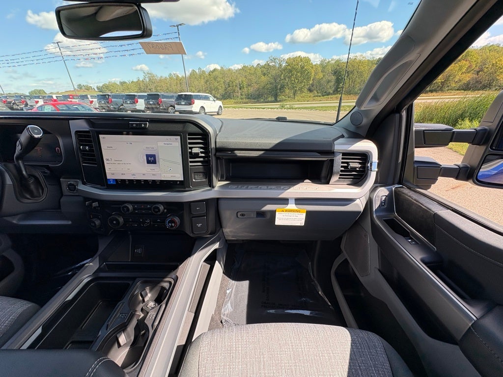 2026 Ford F-350SD XLT Black Appearance Package