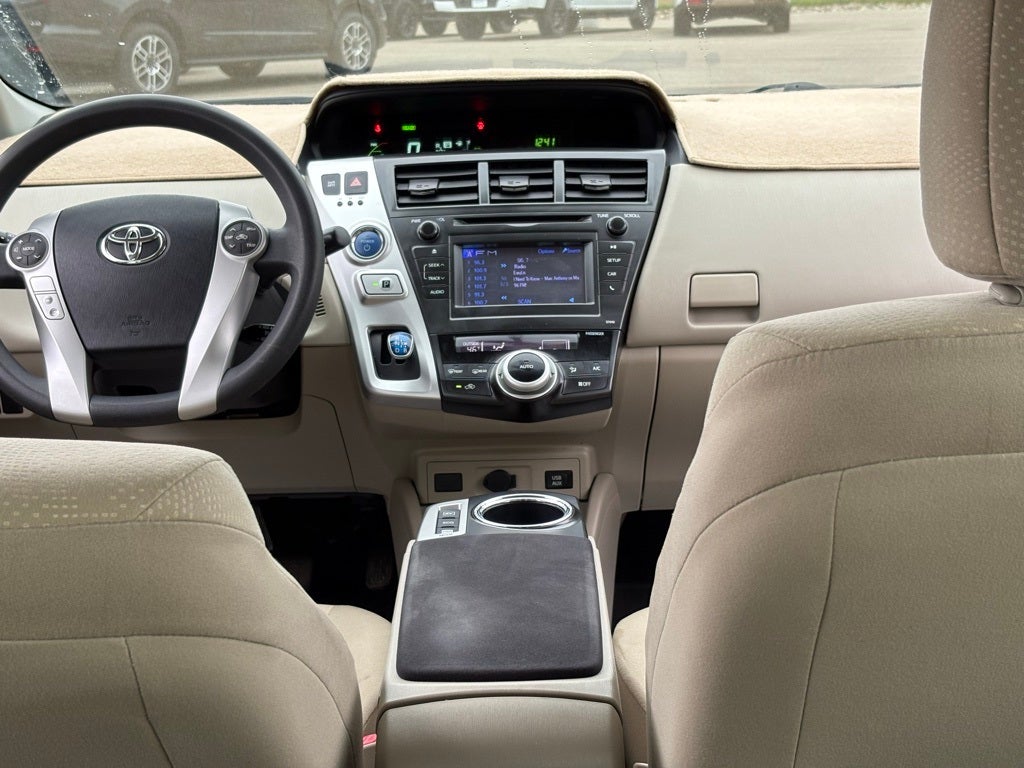 2014 Toyota Prius v Two