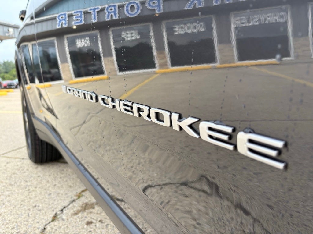 2025 Jeep Grand Cherokee Laredo X