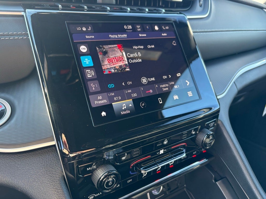 2025 Jeep Grand Cherokee L Altitude