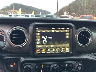 2023 Jeep Wrangler Sahara Altitude