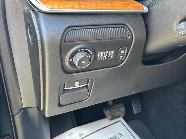 2023 Jeep Grand Wagoneer Series III