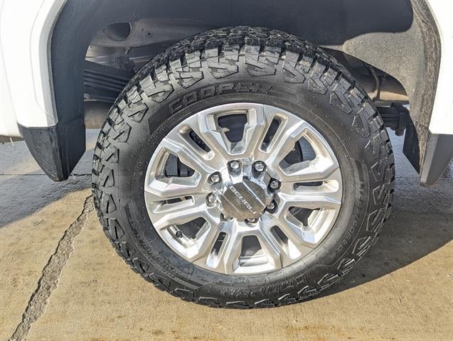 2020 GMC Sierra 2500HD 4x4 Denali 4dr Crew Cab LB