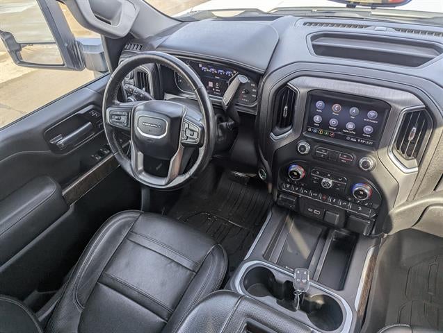 2020 GMC Sierra 2500HD 4x4 Denali 4dr Crew Cab LB