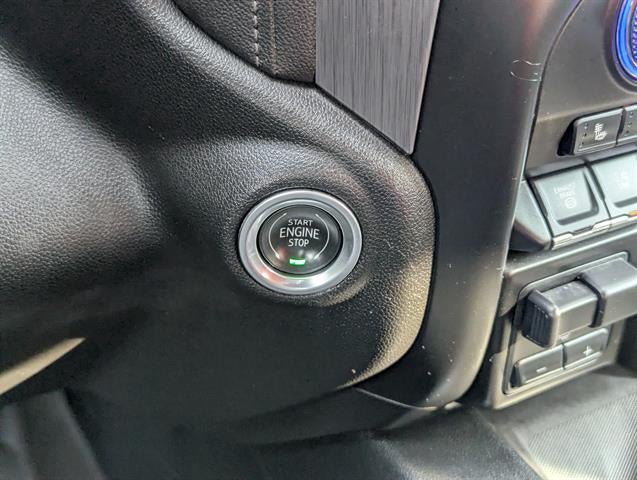 2020 GMC Sierra 2500HD 4x4 Denali 4dr Crew Cab LB