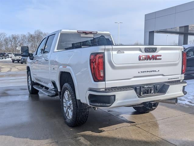 2020 GMC Sierra 2500HD 4x4 Denali 4dr Crew Cab LB