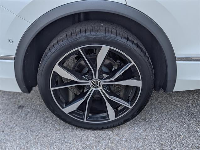 2022 Volkswagen Tiguan 2.0T SEL R-Line 4Motion