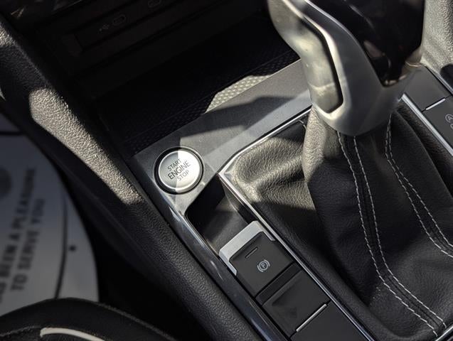 2022 Volkswagen Tiguan 2.0T SEL R-Line 4Motion